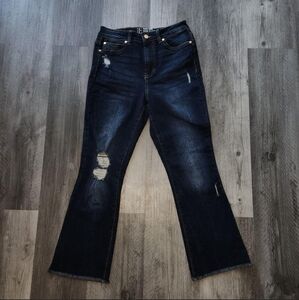 No Boundaries distressed Jeans